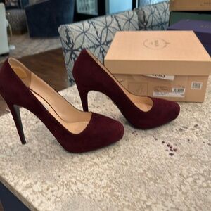 Prada burgundy suede stiletto. Size 39.5.